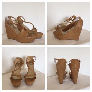 🆕 🎁 💝 Ladies platform wedge size 7 4 inches high